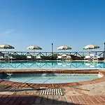 Antico Borgo Casalappi Apartmanhotel 4*