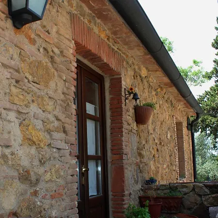 Aparthotel Antico Borgo Casalappi 5*