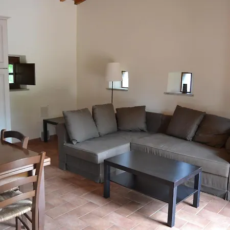 Antico Borgo Casalappi 5*