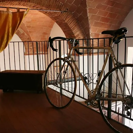 Aparthotel Antico Borgo Casalappi 5*